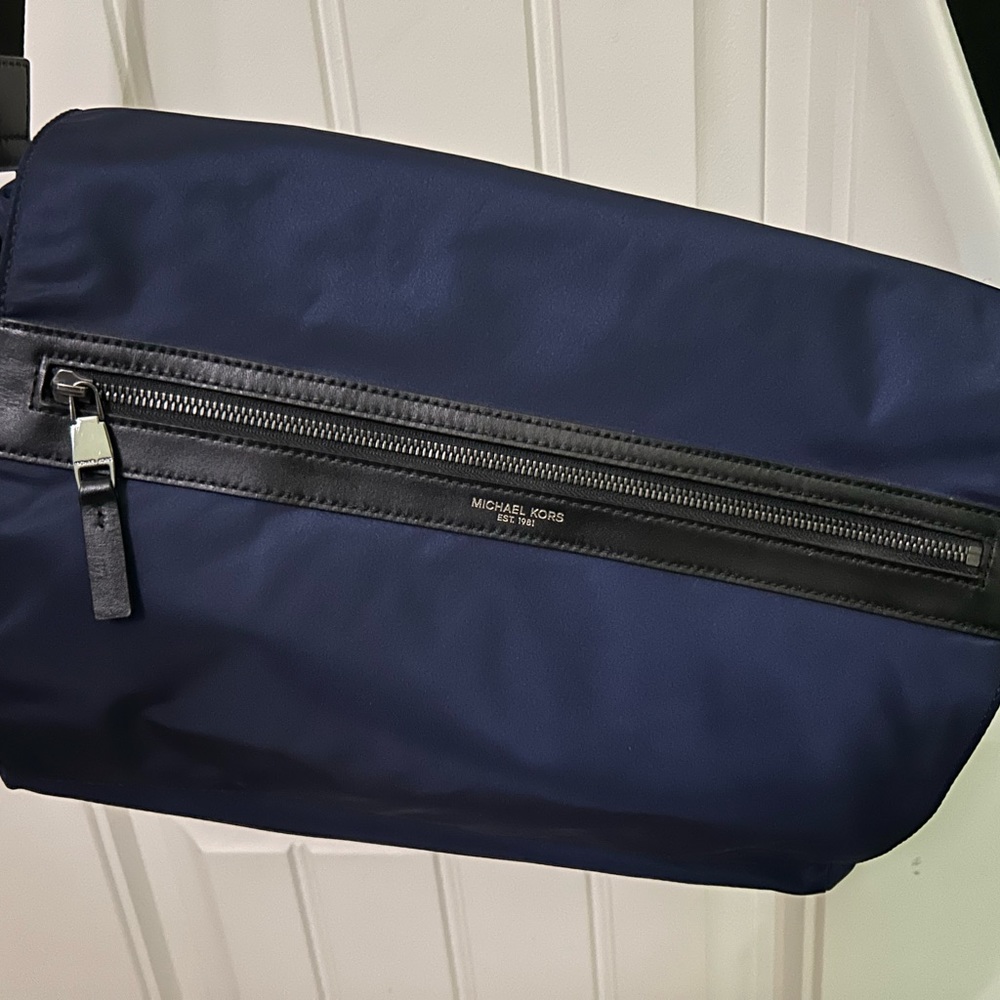 Men’s Navy Blue Michael Kors Messenger Bag